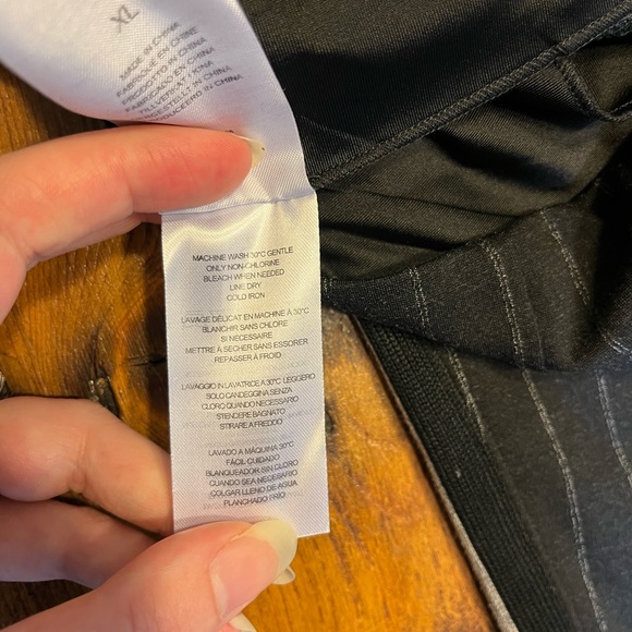 NWT- Lysse Ponte Pin Stripe High Waist Pants Wrinkle Resistant Waist Shaping - Picture 7 of 16